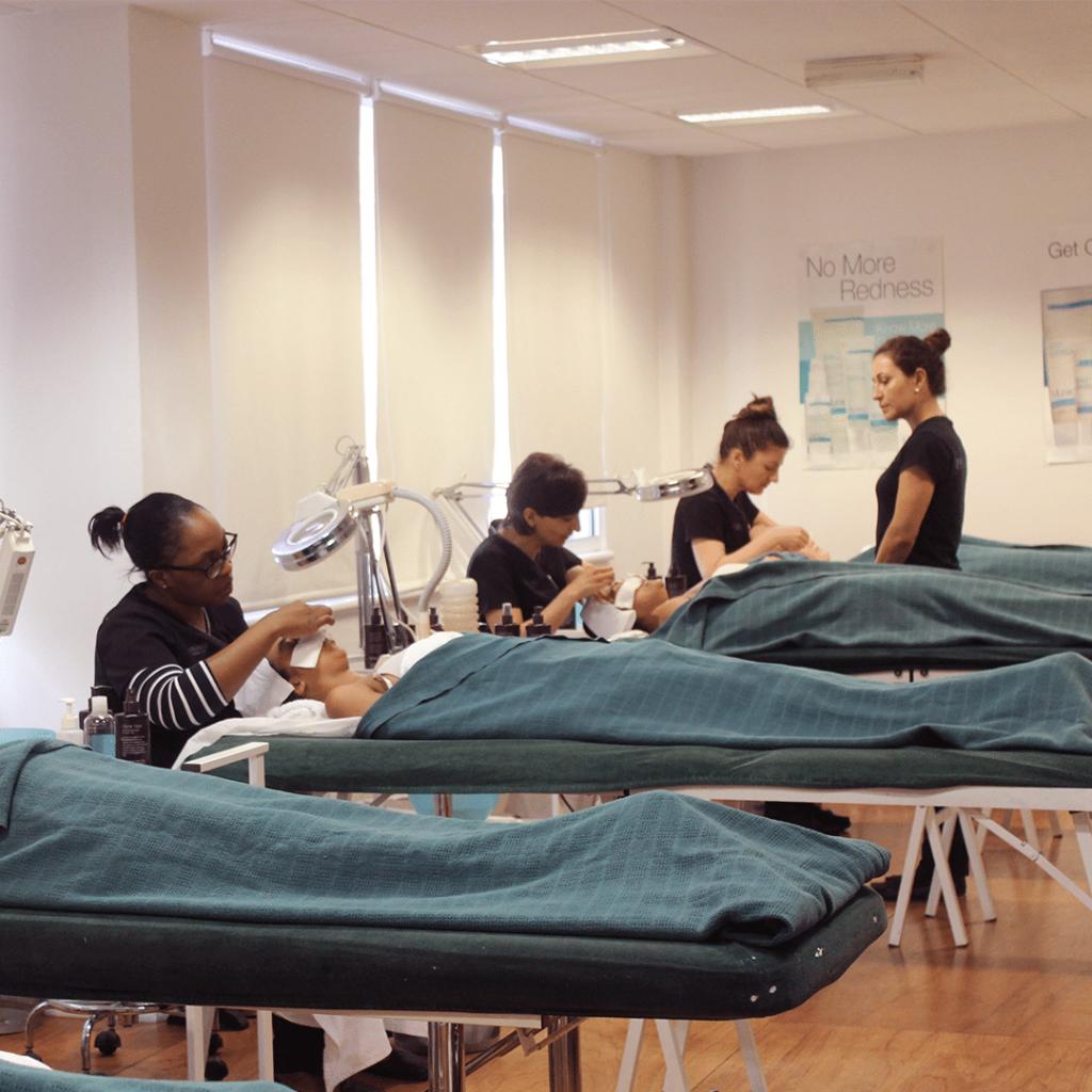 Student Guide to Beauty & Aesthetics Career Pathways